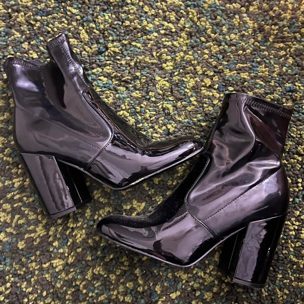 Steve Madden heeled boots